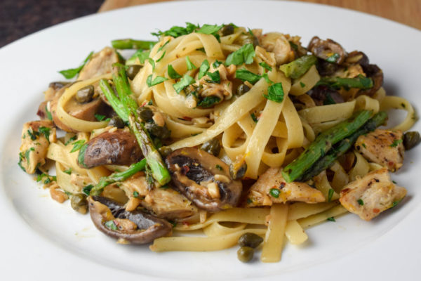 Linguine in White Wine Sauce