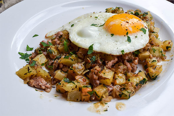 Sausage and Potato Breakfast Hash