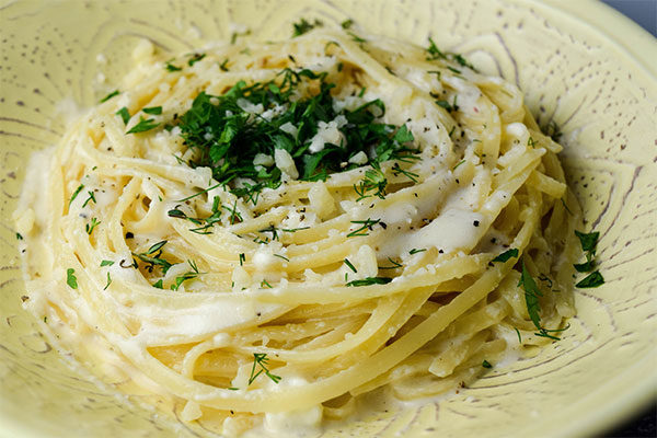 Cheesy Herb Pasta