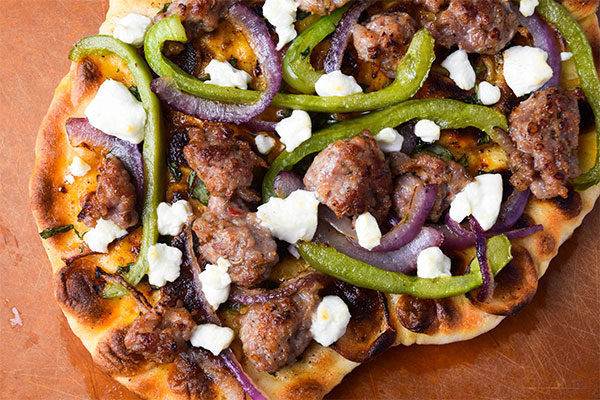 Sausage and Green Pepper Naan Pizza