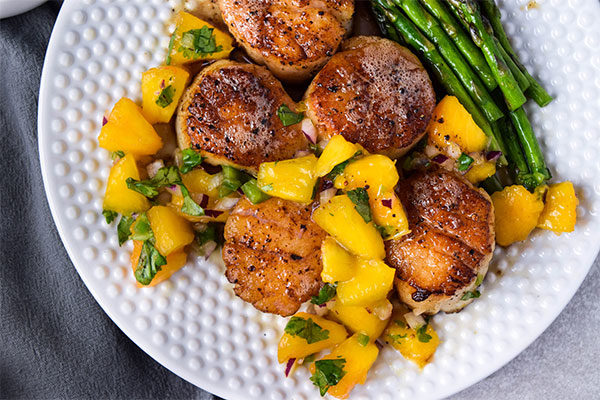 Scallops and Peach Salsa
