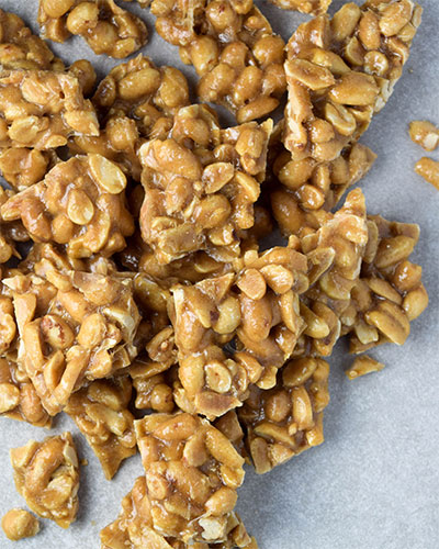 Cinnamon Vanilla Peanut Brittle